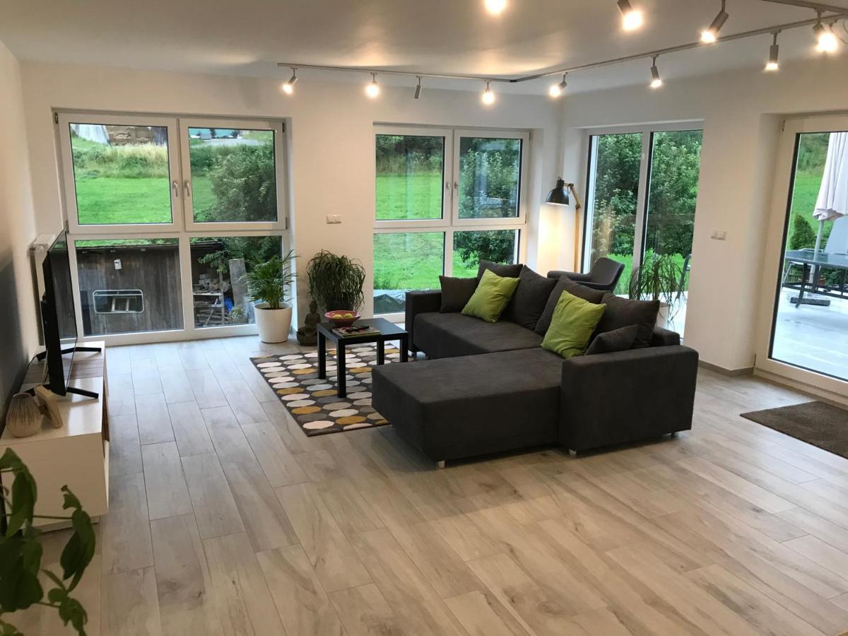 Ferienwohnung „Frosch“ Neukirchen-Balbini Exterior foto